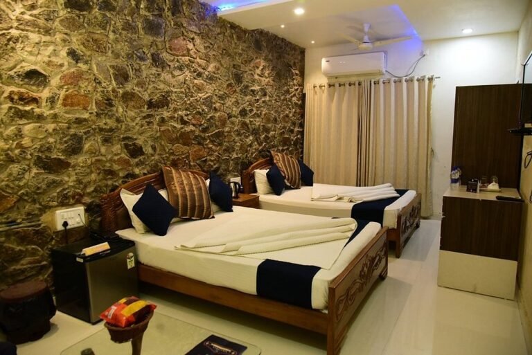 hotel-toppers-corner (7)